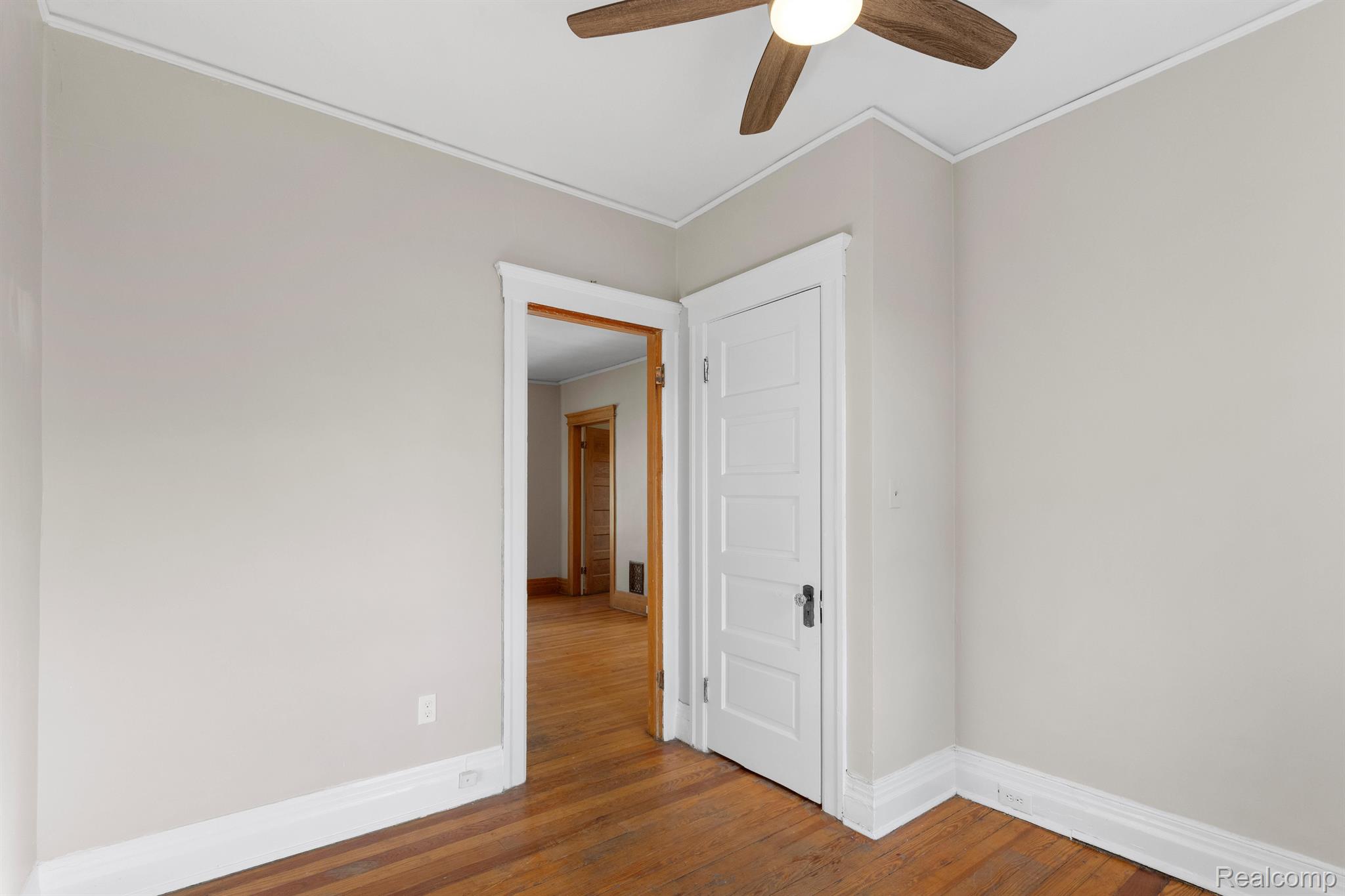 Detroit City, Michigan 48214, United States, 3 Bedrooms Bedrooms, ,1 BathroomBathrooms,Residential,Active,143884