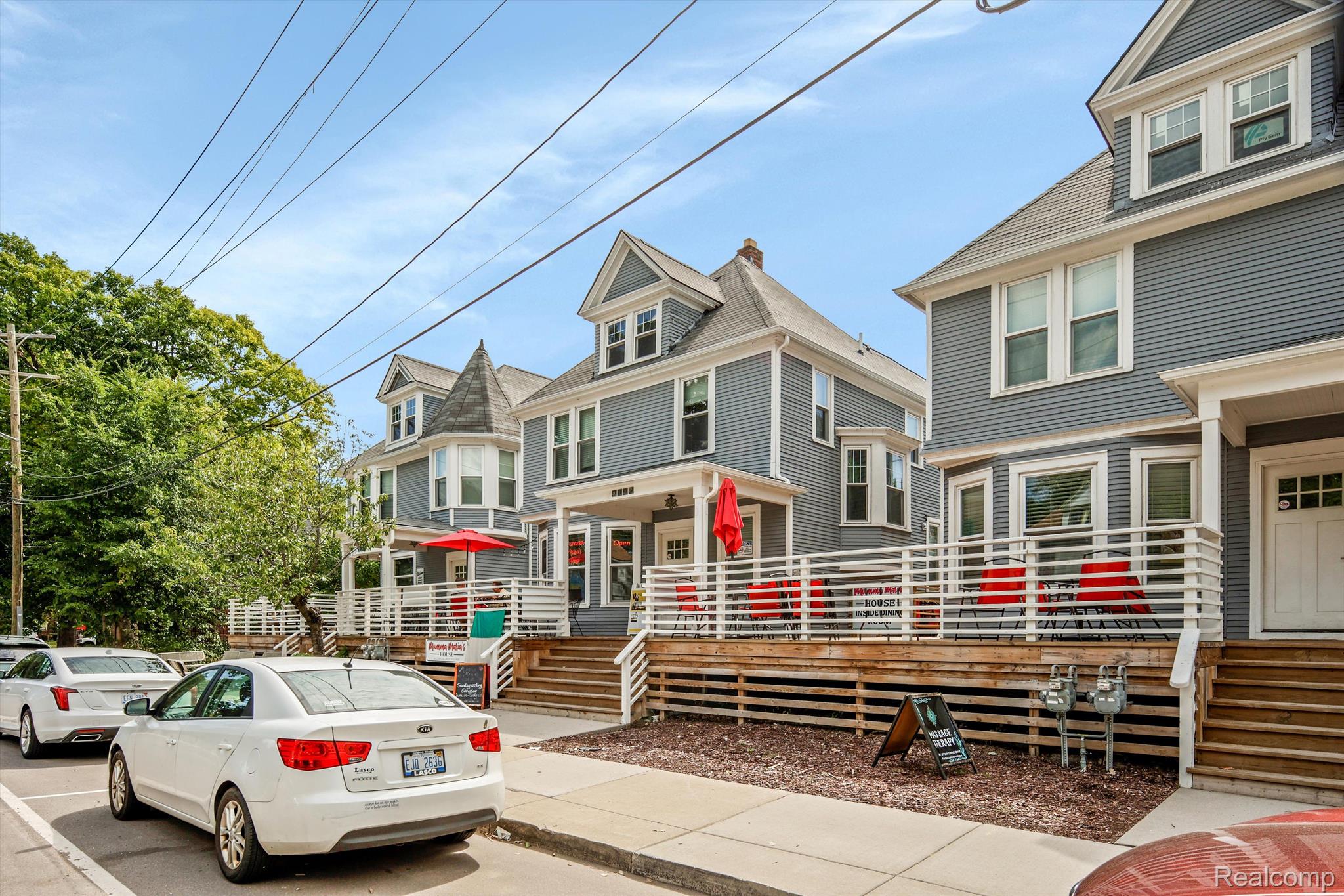 Detroit City, Michigan 48214, United States, 3 Bedrooms Bedrooms, ,1 BathroomBathrooms,Residential,Active,143884