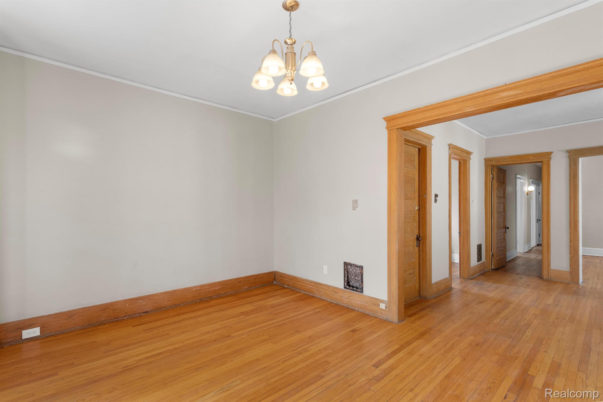 Detroit City, Michigan 48214, United States, 3 Bedrooms Bedrooms, ,1 BathroomBathrooms,Residential,Active,143884