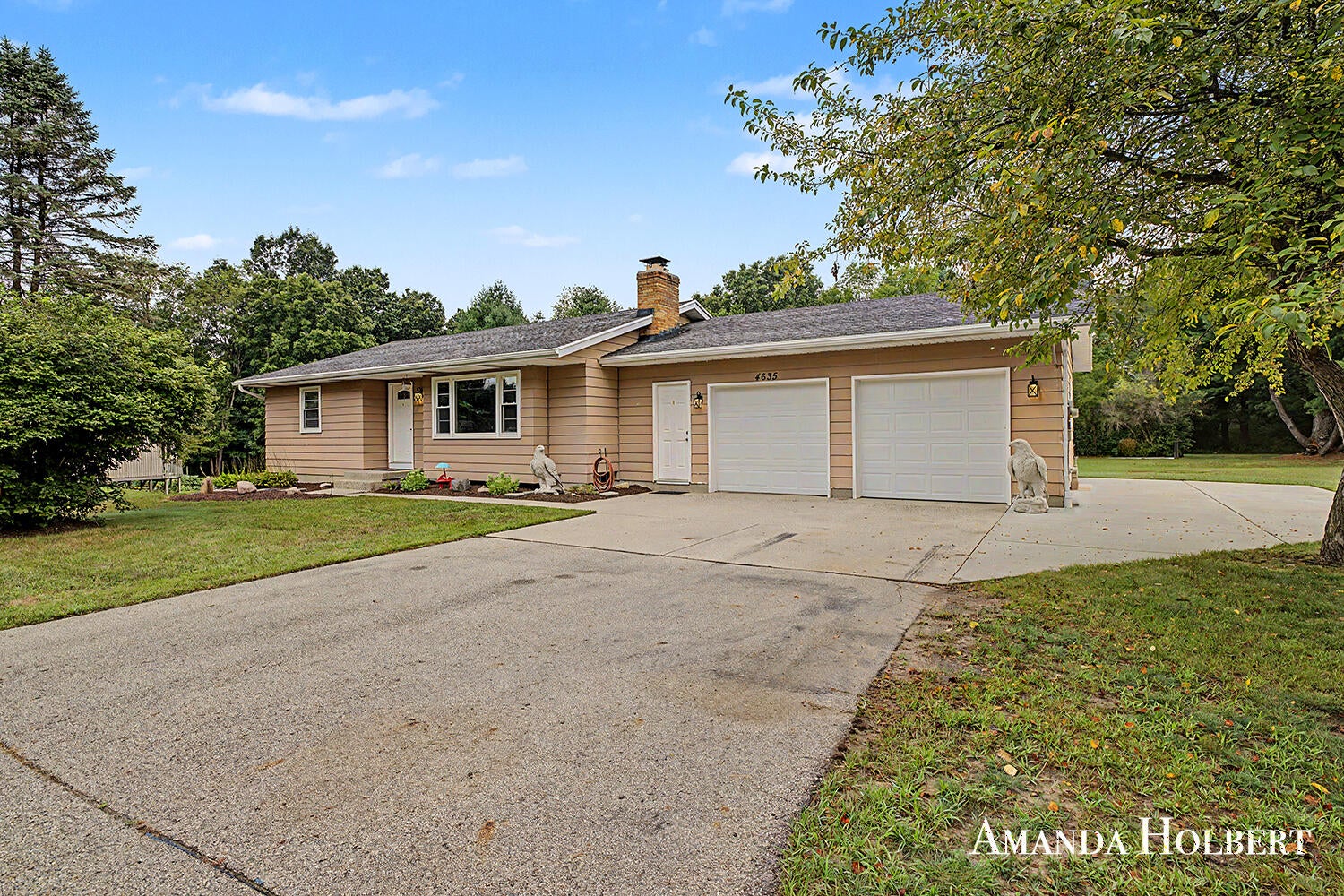 4635 12 Mile Road NE