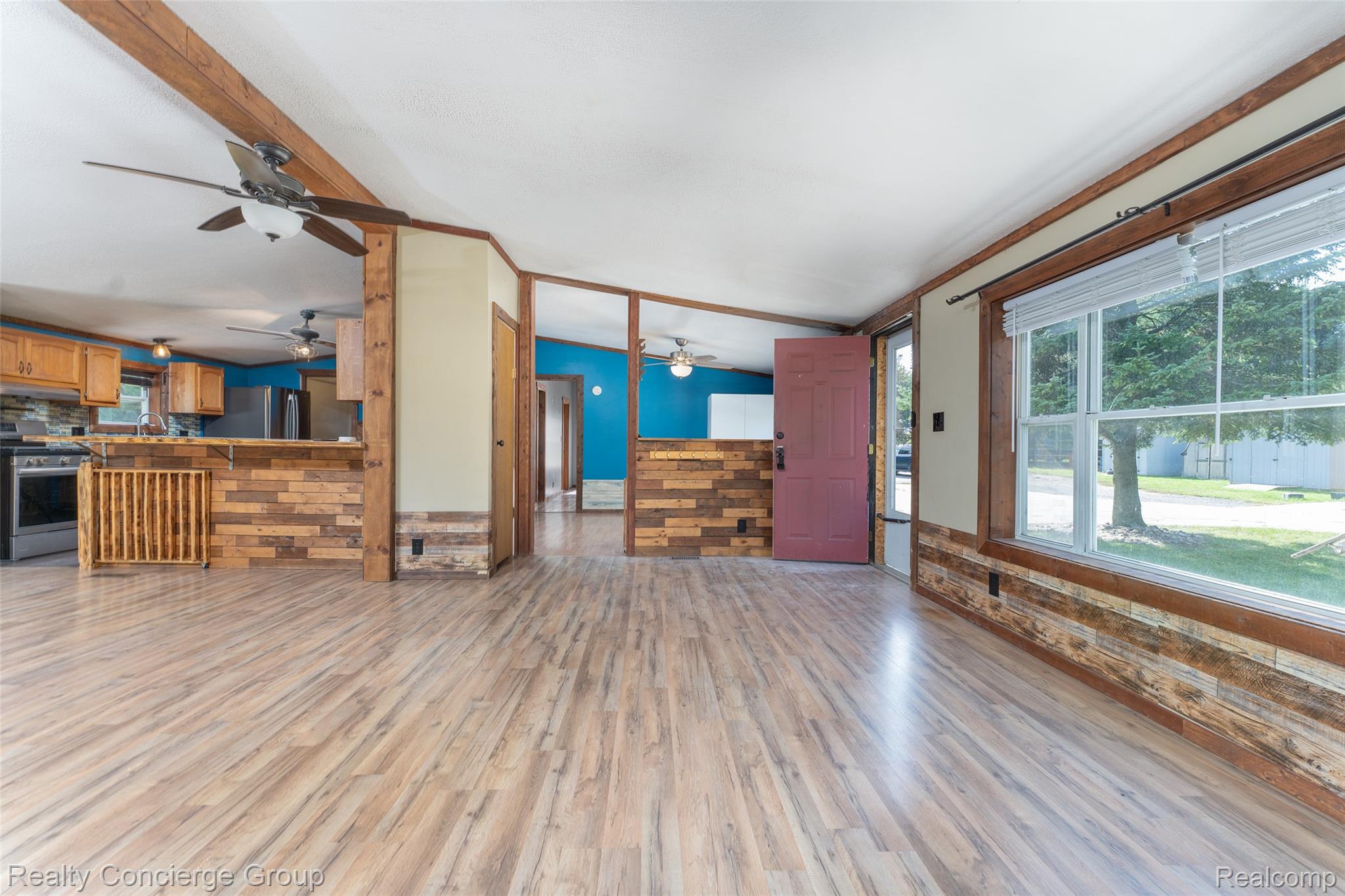 16013 Bird Road