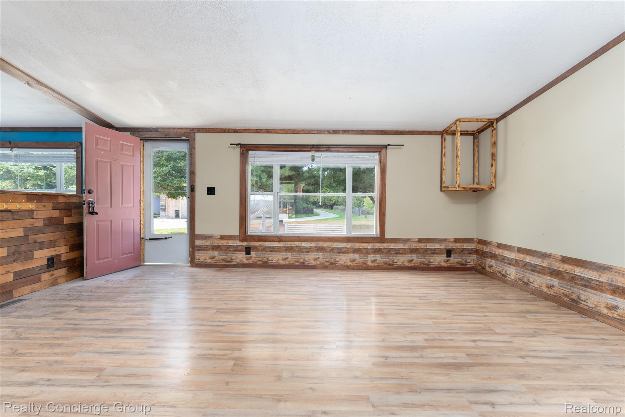 16013 Bird Road
