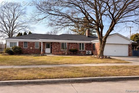 Photo of 5441 Arden Avenue, Warren City, MI 48092 (MLS # 20261016149)