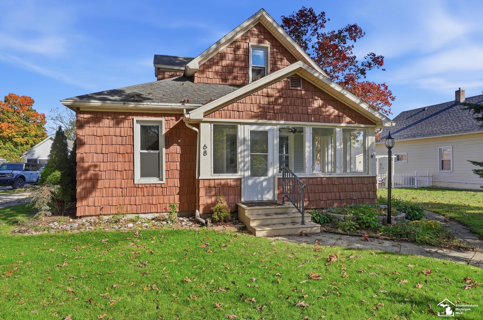 68 W Elm Street