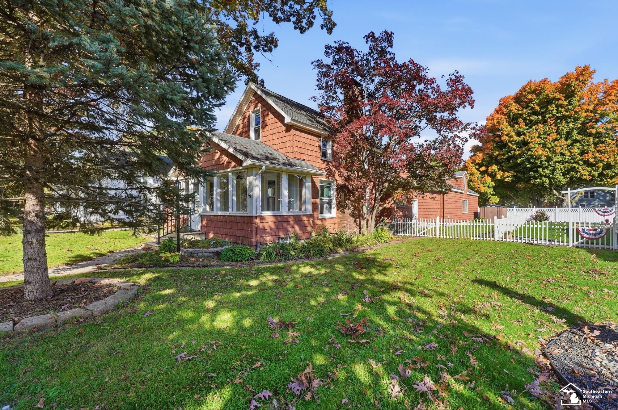 68 W Elm Street