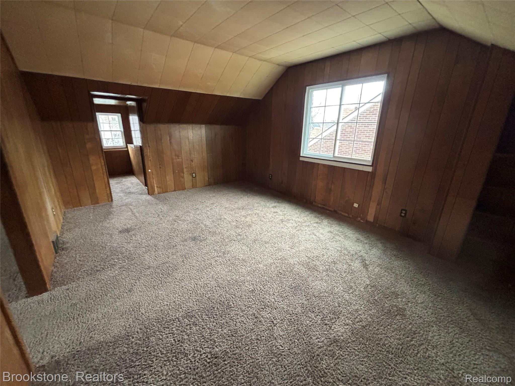 10222 Beaconsfield Street