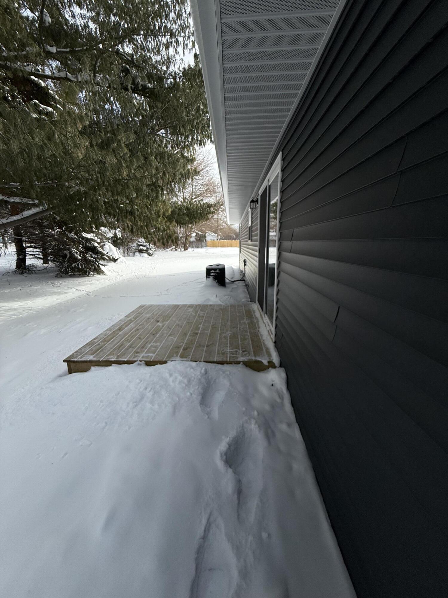 518 S Sullivan Avenue