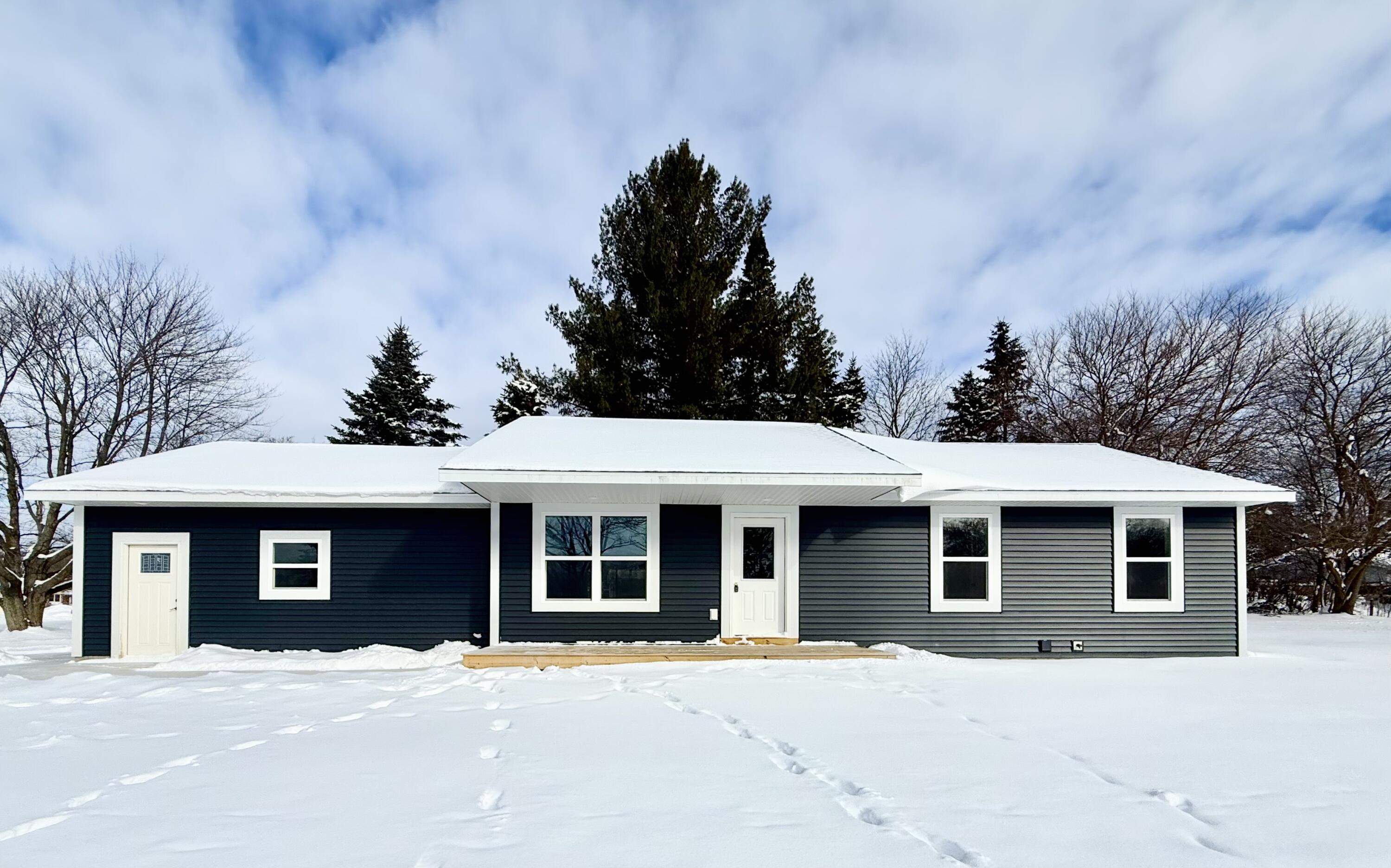 518 S Sullivan Avenue