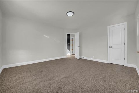 Tiny photo for 16891 Sorrento Street, Detroit City, MI 48235 (MLS # 20251061012)