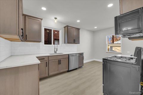 Tiny photo for 16891 Sorrento Street, Detroit City, MI 48235 (MLS # 20251061012)