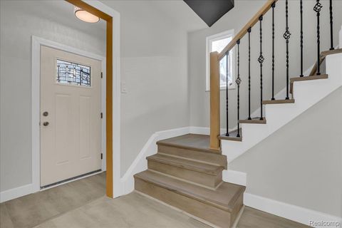 Tiny photo for 16891 Sorrento Street, Detroit City, MI 48235 (MLS # 20251061012)