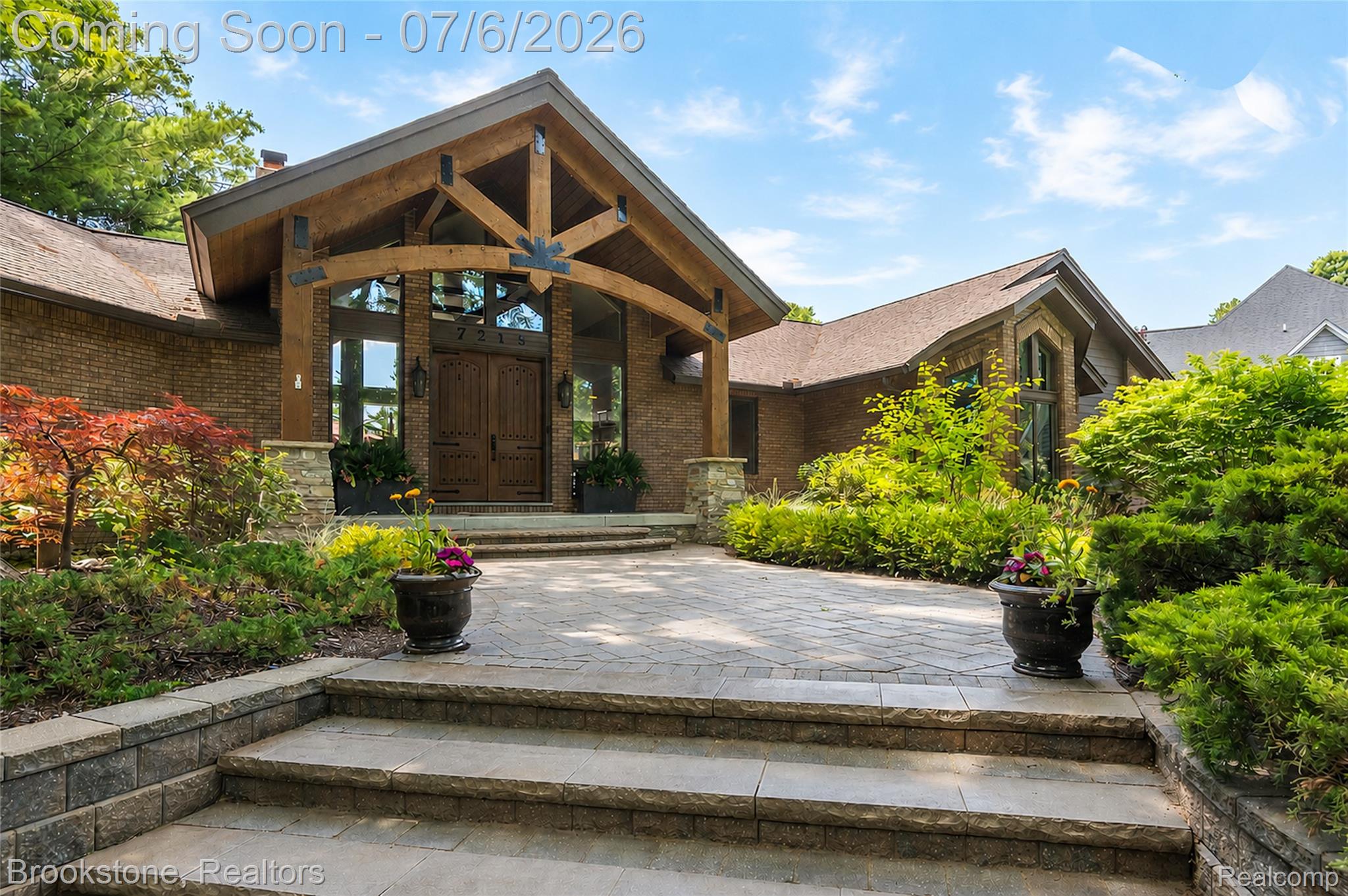 7215 DEER LAKE Court