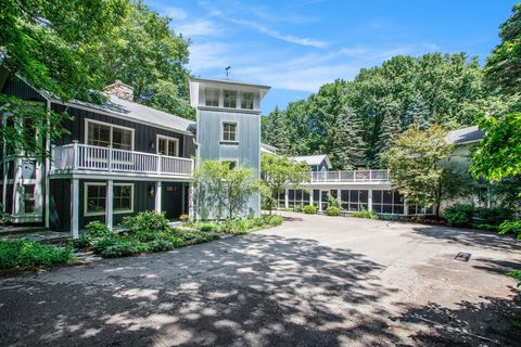 4893 Wildwood Drive Lake Charter Township MI 49106