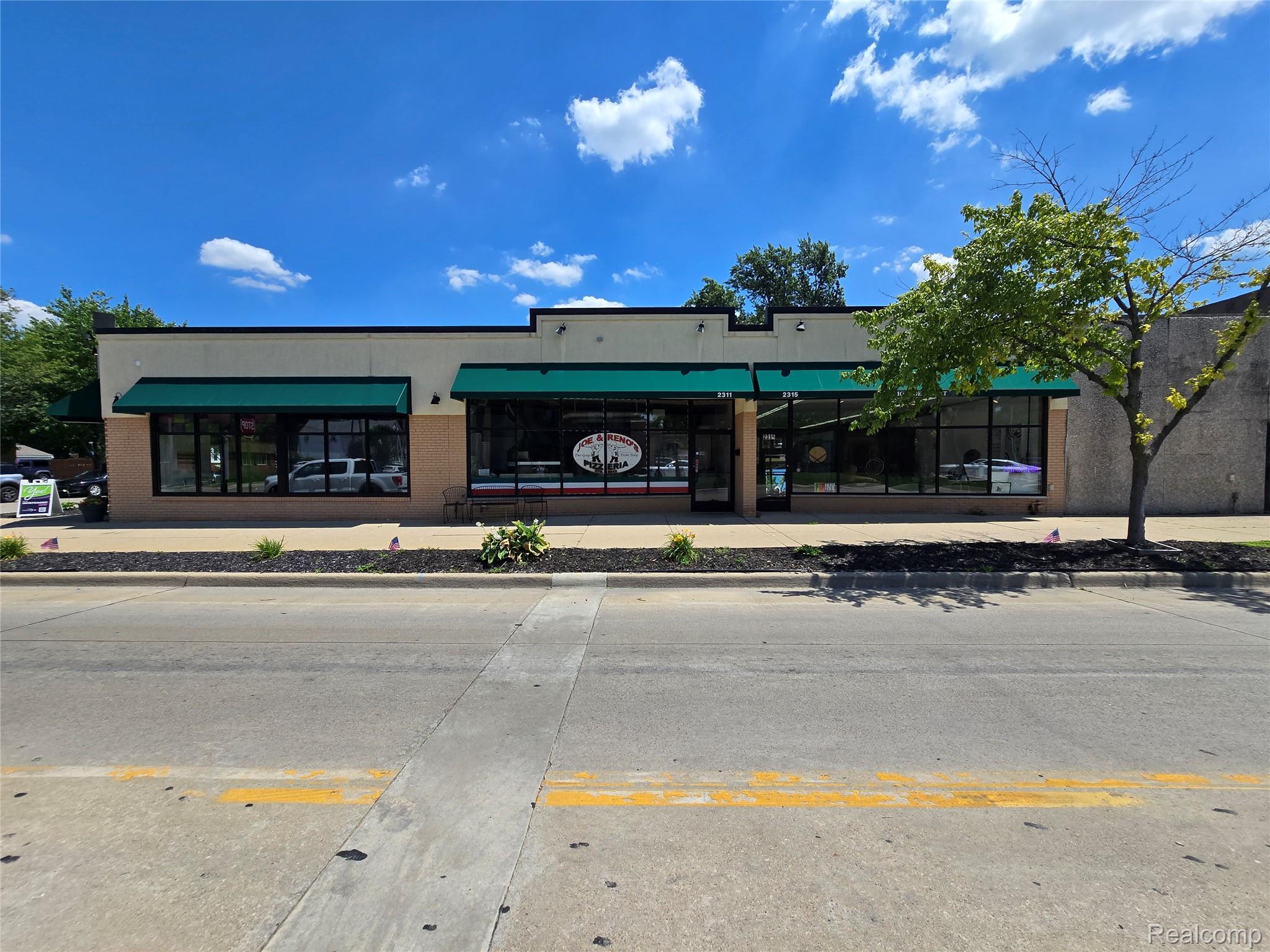 2315 Monroe