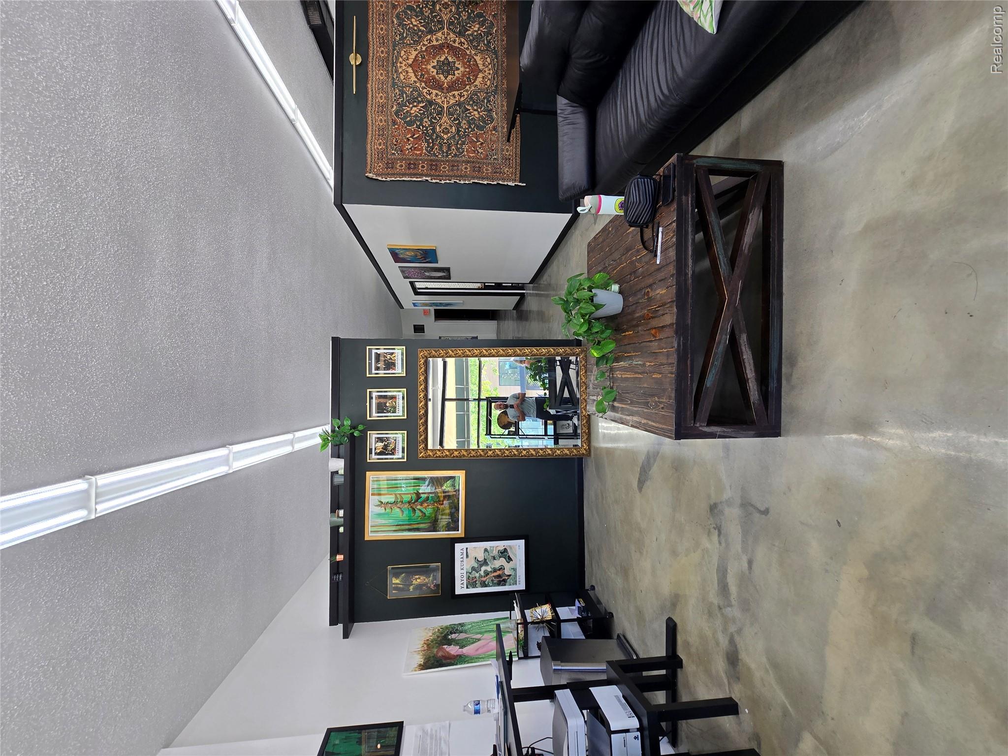 2315 Monroe