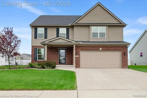 Photo of 2039 Carson Lane, Frenchtown Township, MI 48162 (MLS # 20261028623)