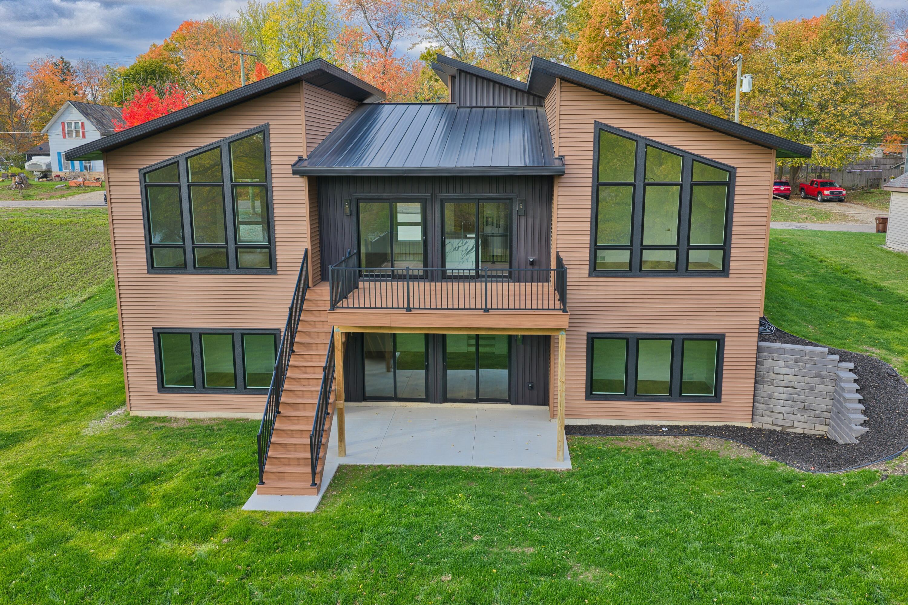 315 W High Street
