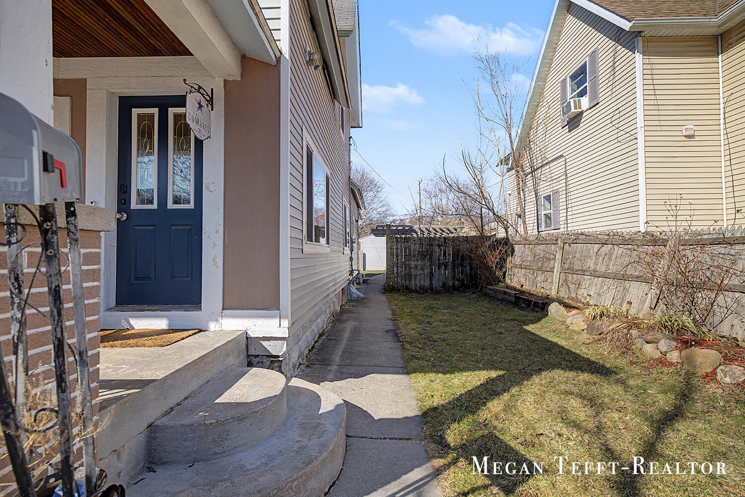 1113 Alpine Avenue NW