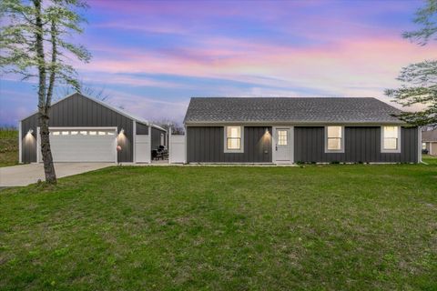 23174 County Road 354 Porter Township Van Buren MI 49065