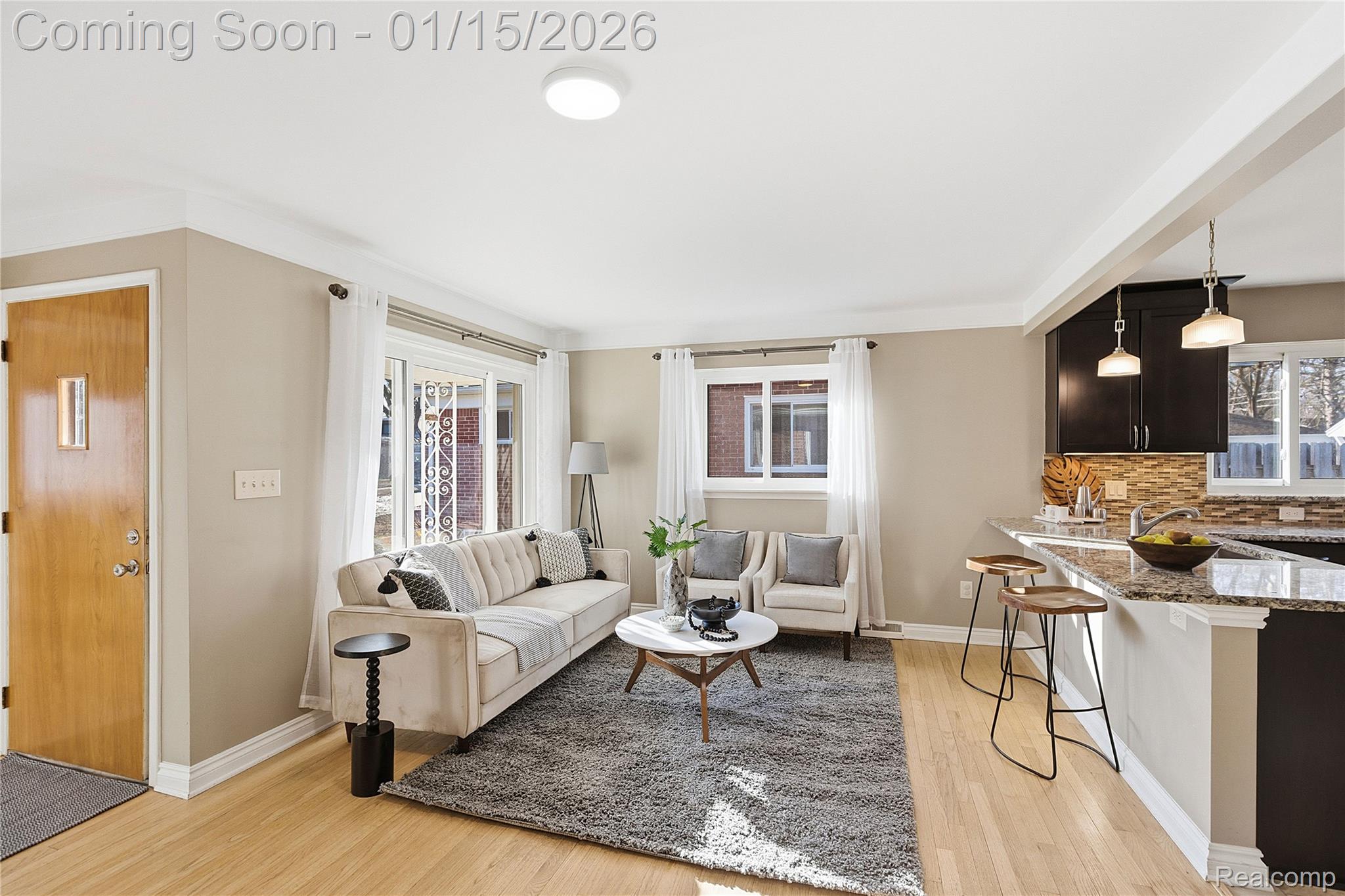 226 W La Salle Avenue