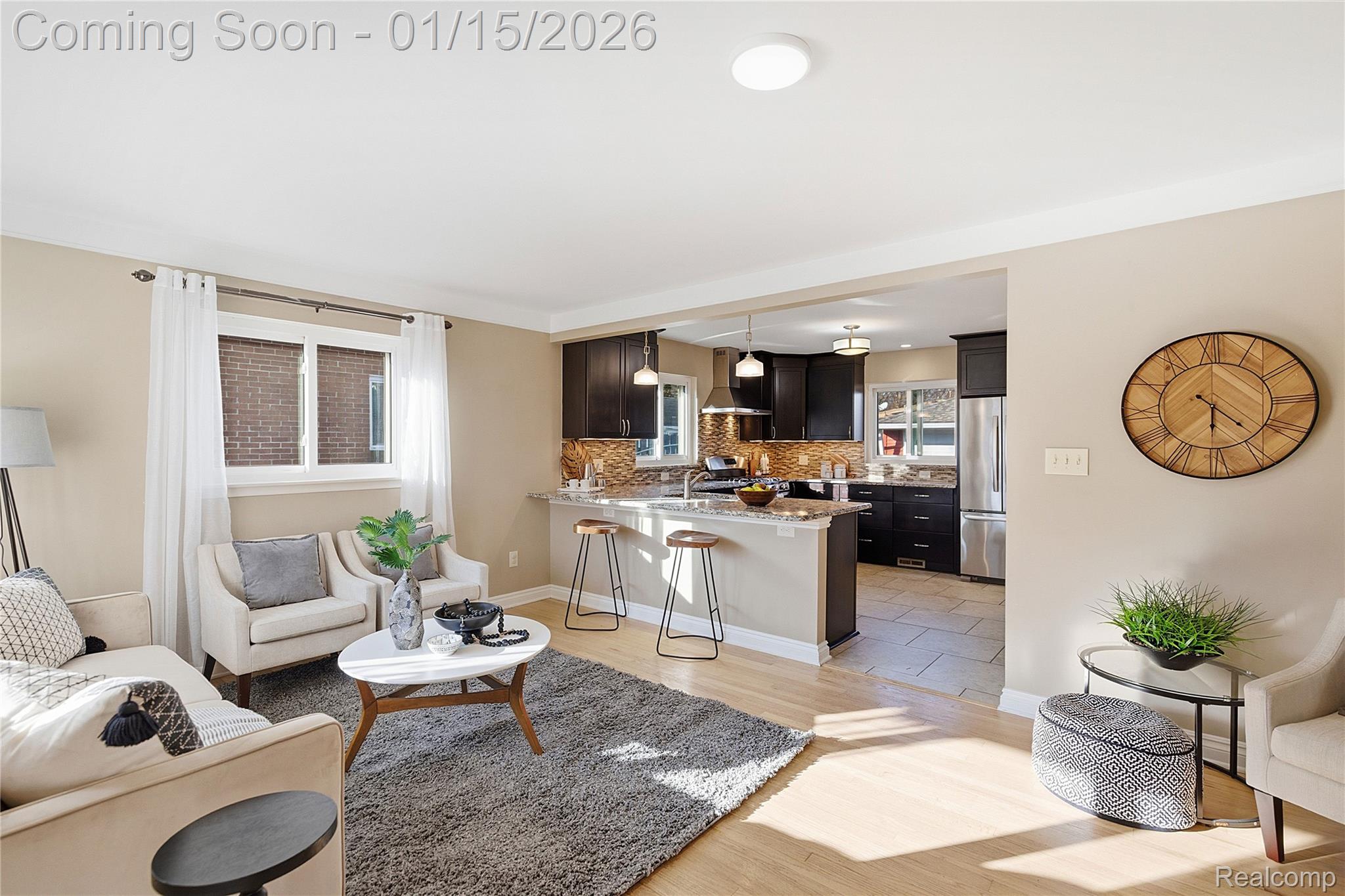 226 W La Salle Avenue