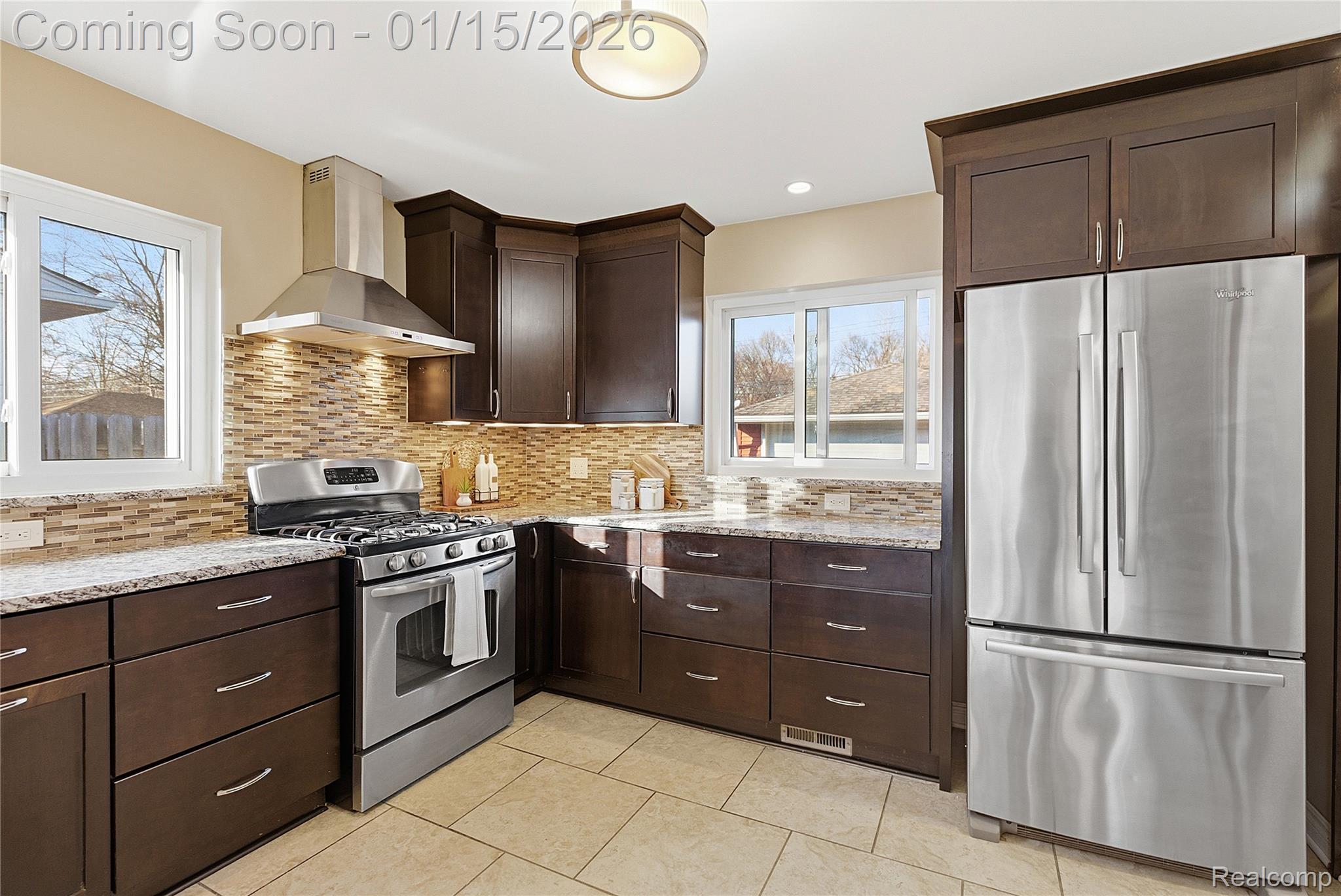 226 W La Salle Avenue