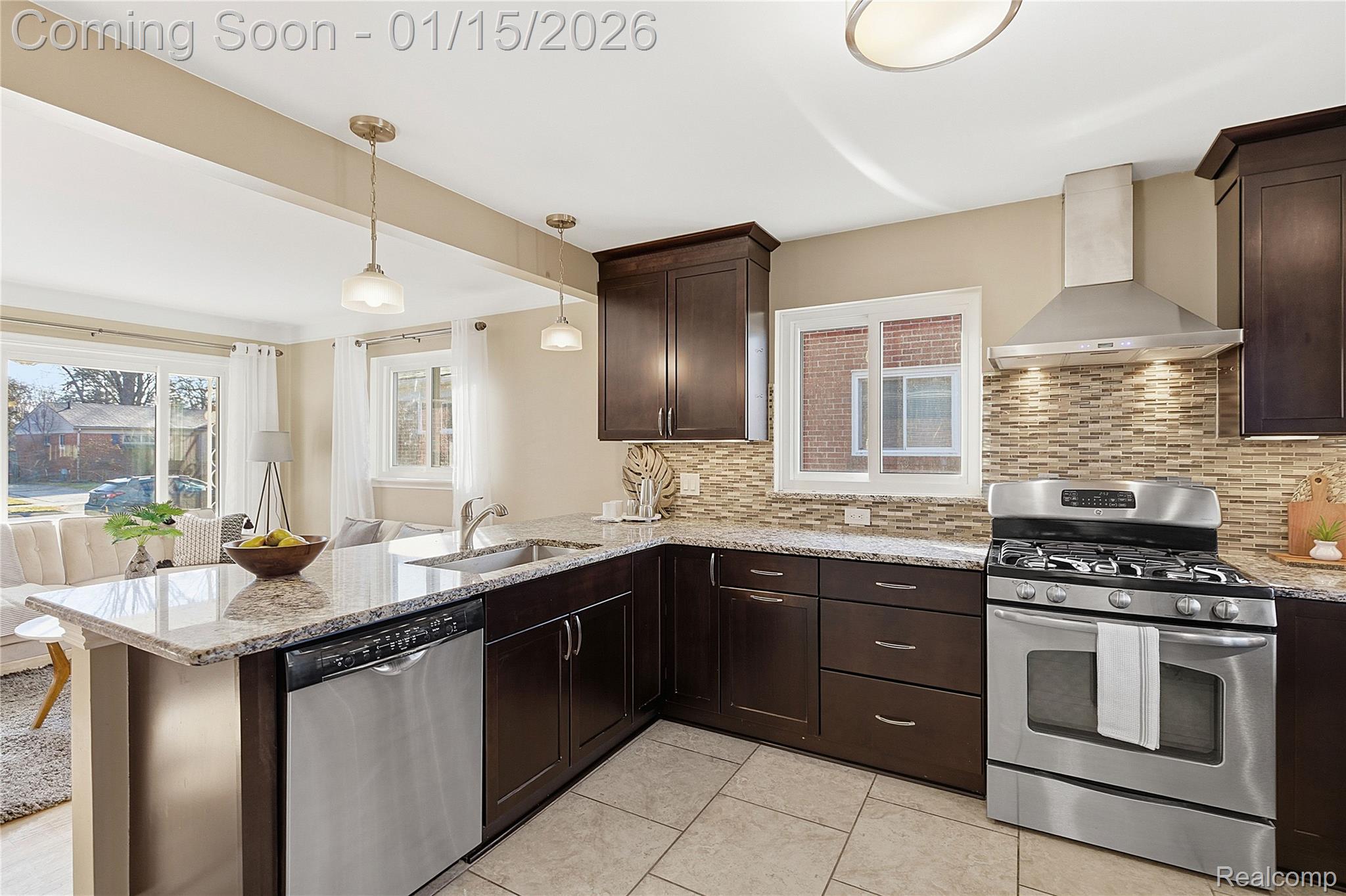 226 W La Salle Avenue