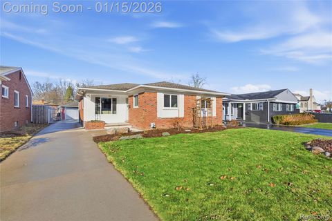 226 W La Salle Avenue Royal Oak City MI 48073