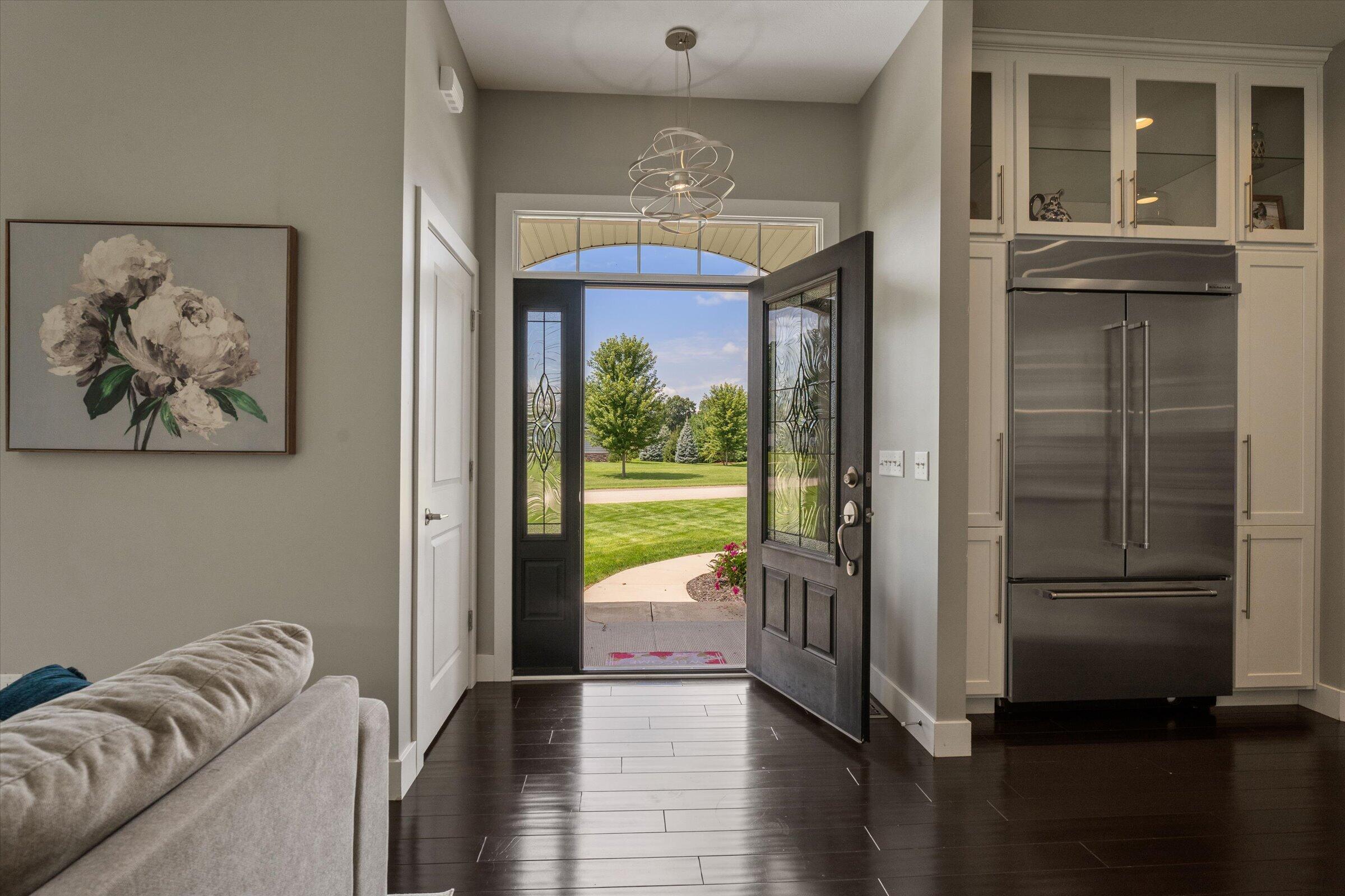 71403 Kestrel Drive
