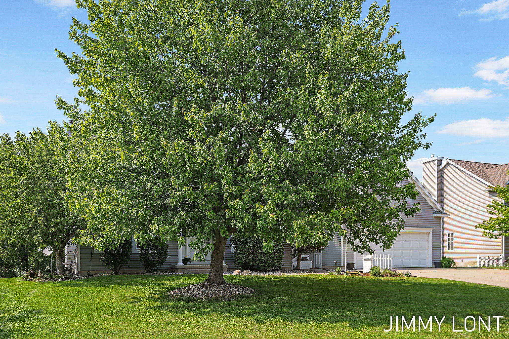 4463 Sunningdale Court