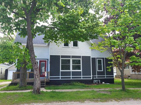 805 High Street Manistee City MI 49660