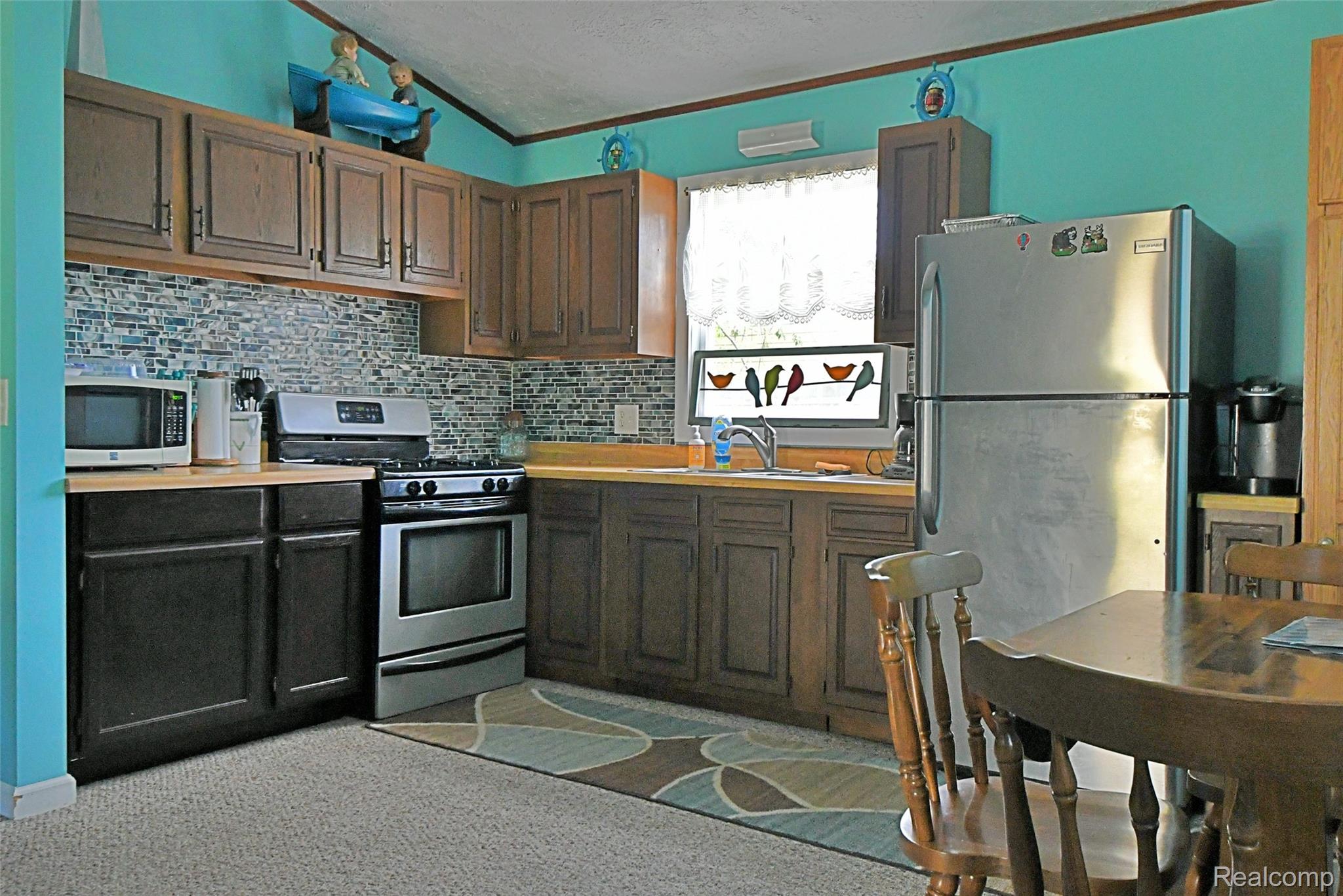 1104 Tanglewood Drive