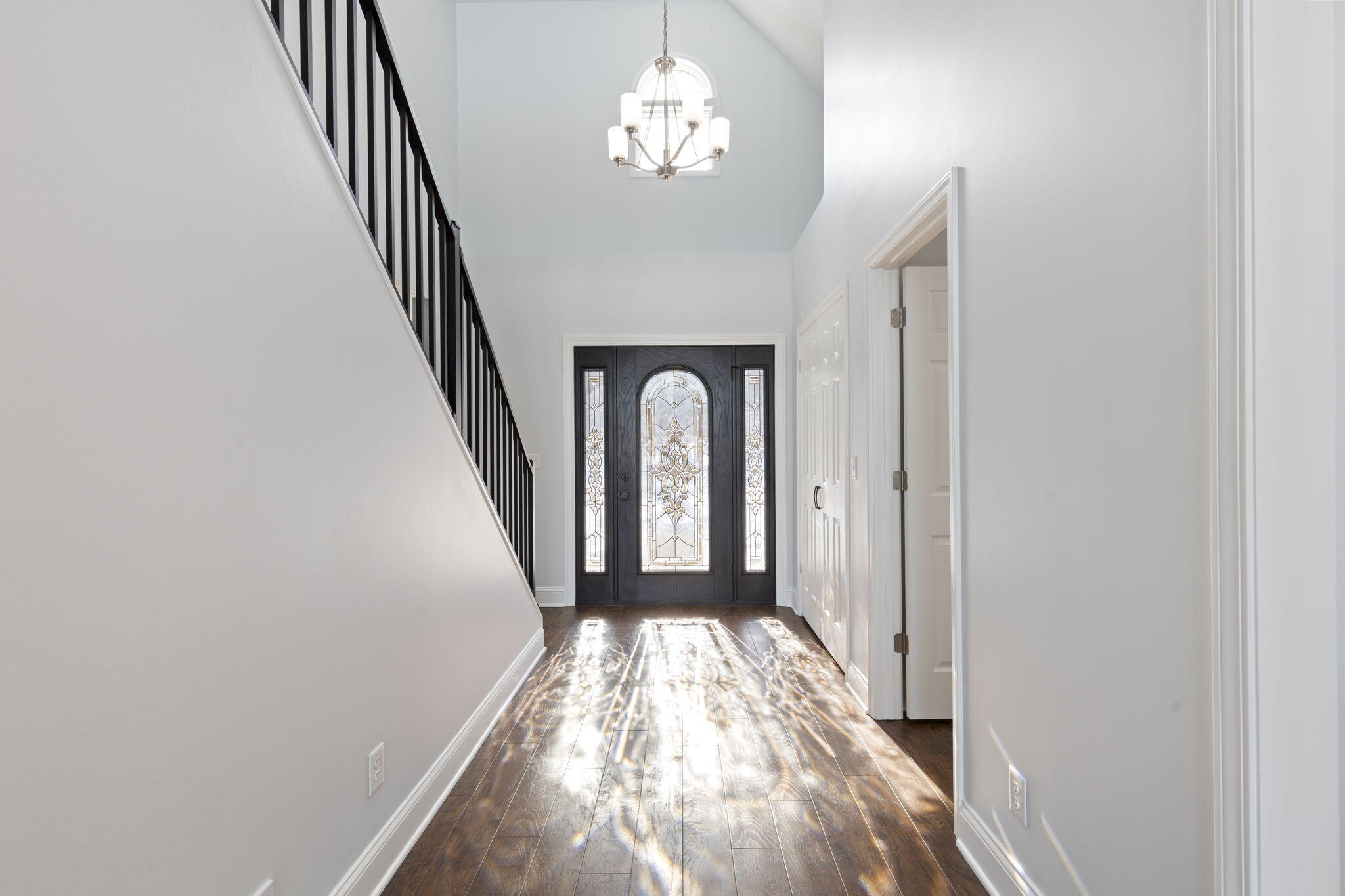 10436 Kings Point Drive