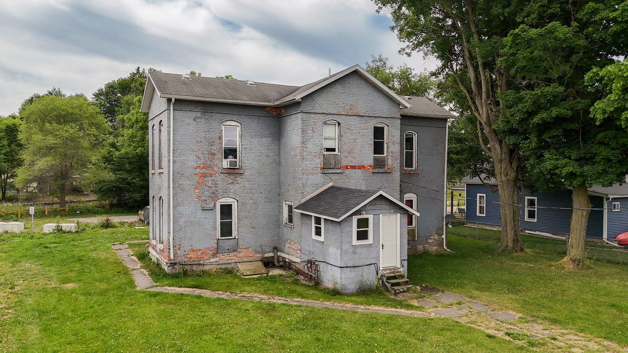 173 E Dibble Street
