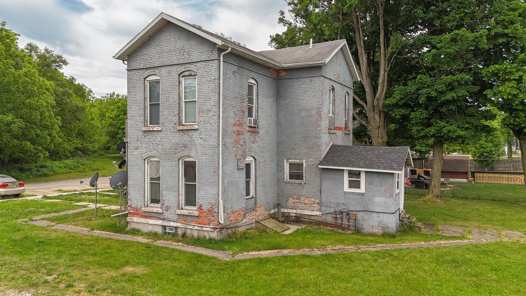 173 E Dibble Street
