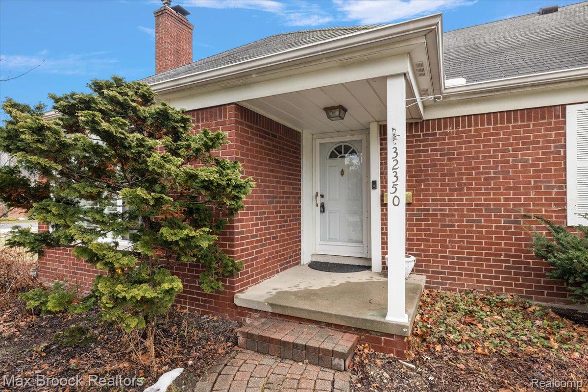 32350 Sheridan Drive