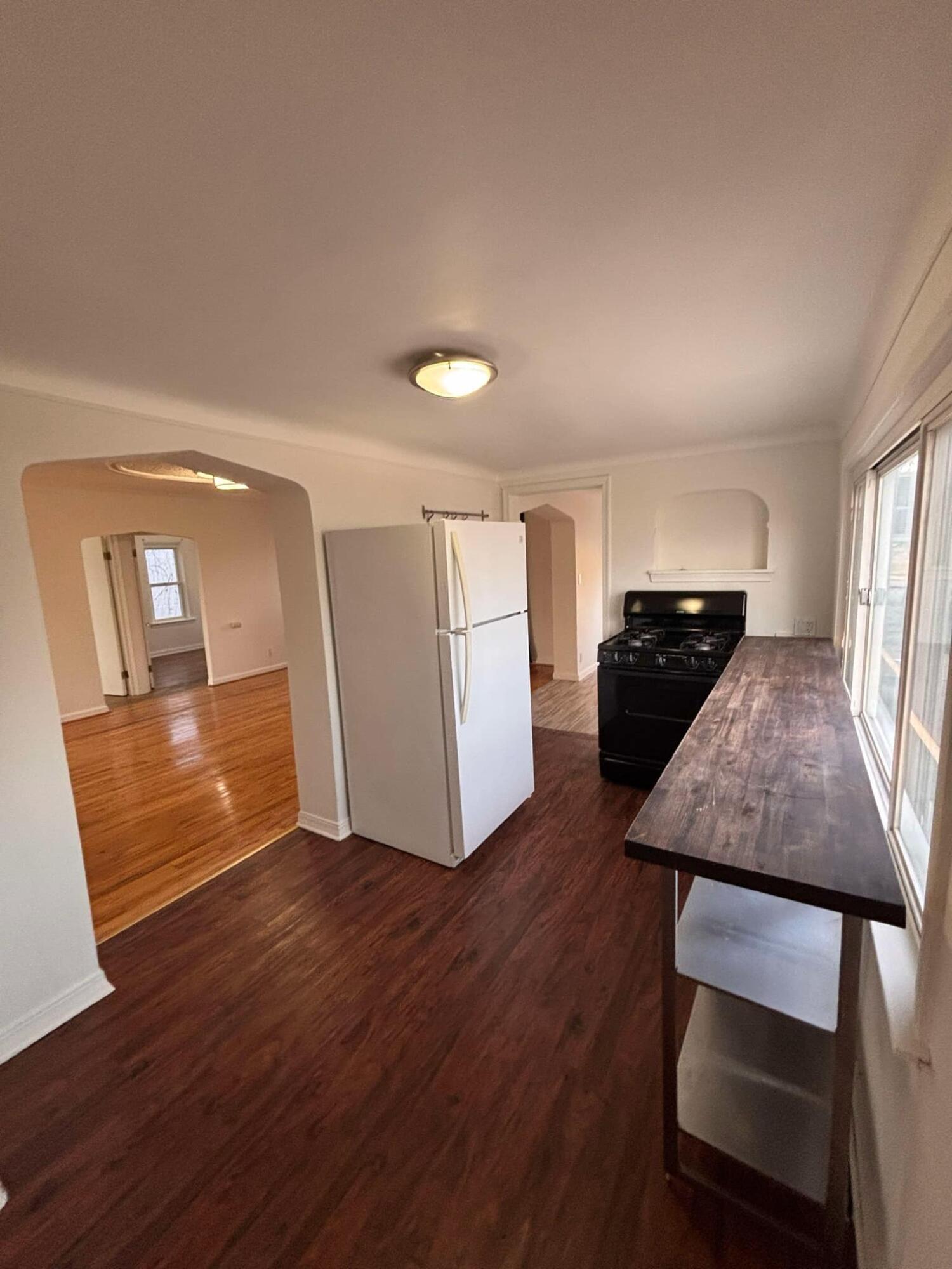361 W Lincoln Avenue