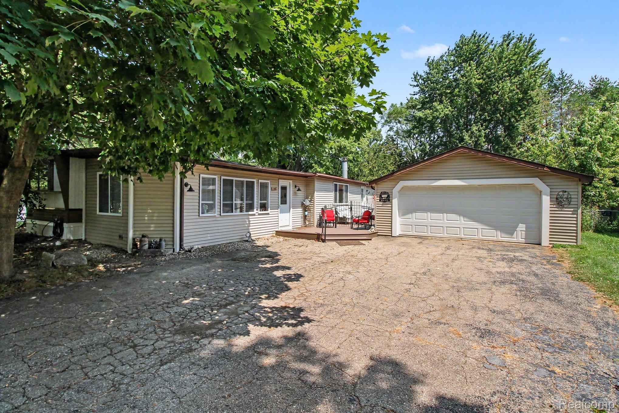 521 Cherokee Bend