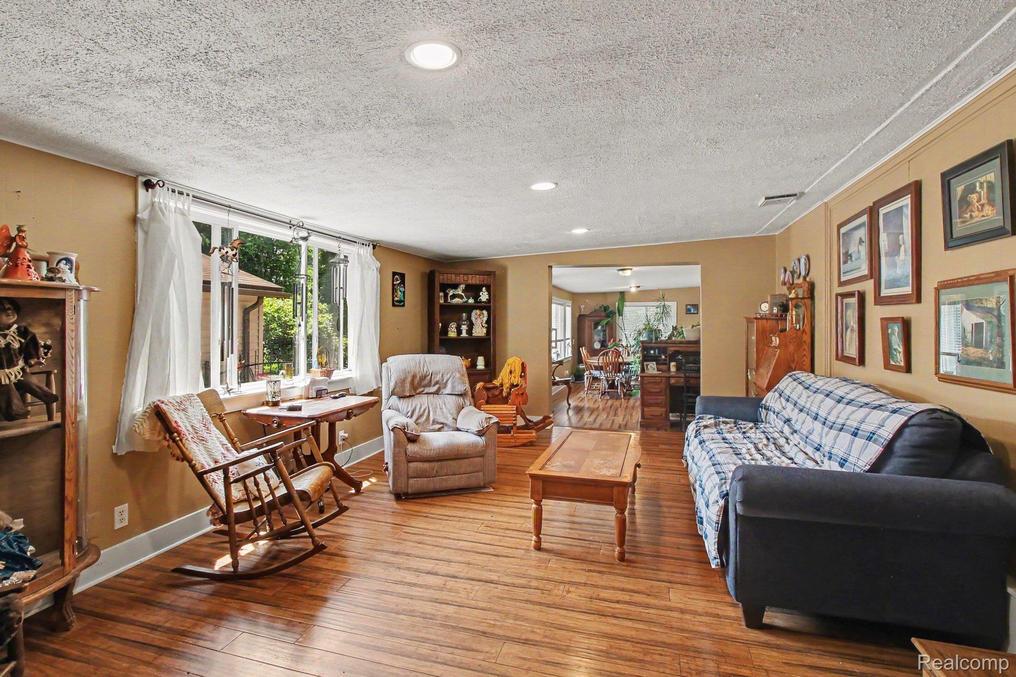 521 Cherokee Bend