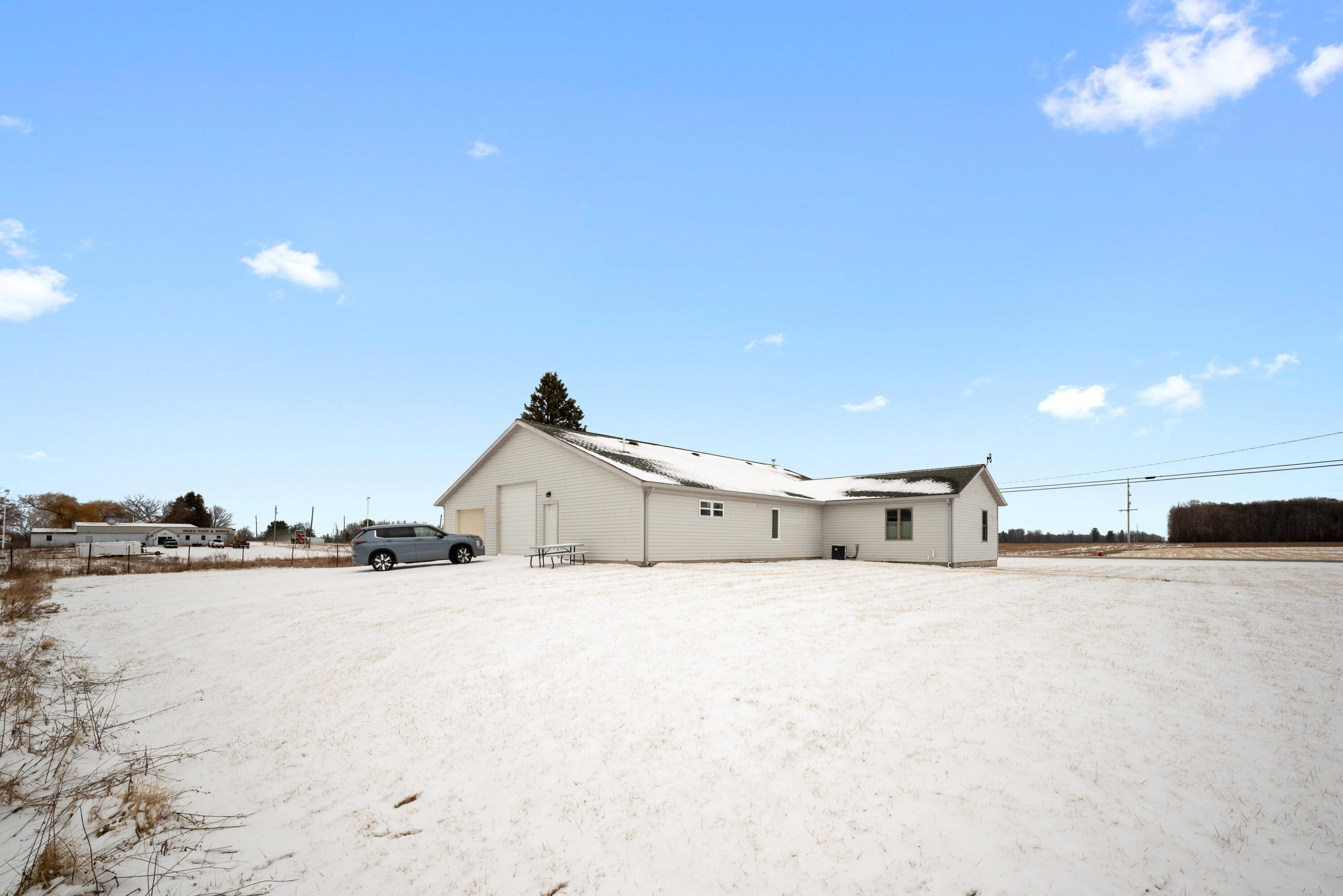 6163 N Meridian Road