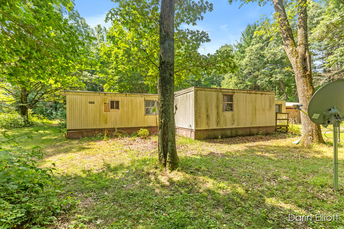 5801/5855 W Long Lake Road