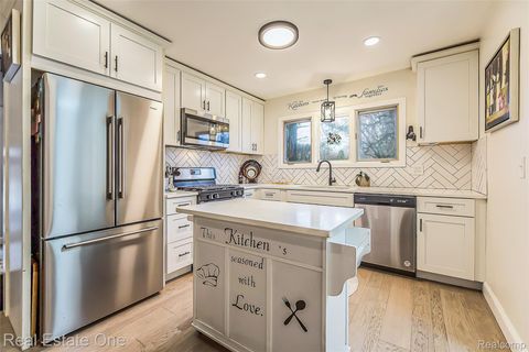 Tiny photo for 19187 Sunset Street, Livonia City, MI 48152 (MLS # 20261015429)