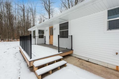A home in BangorTownship_VanBuren