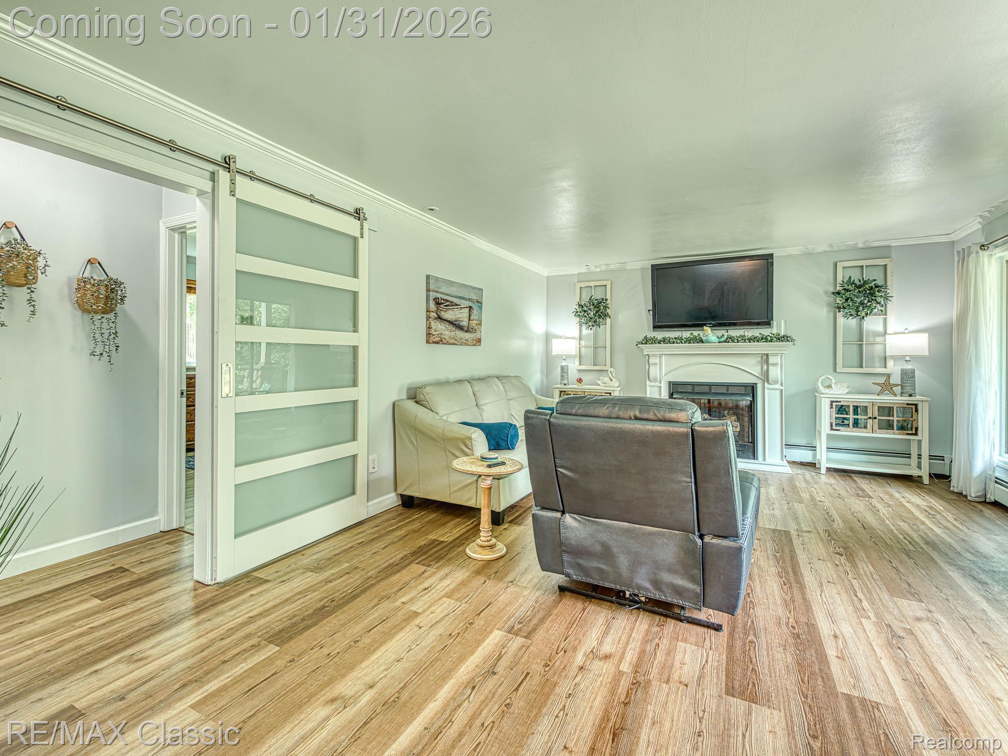 14049 Edgewater Drive