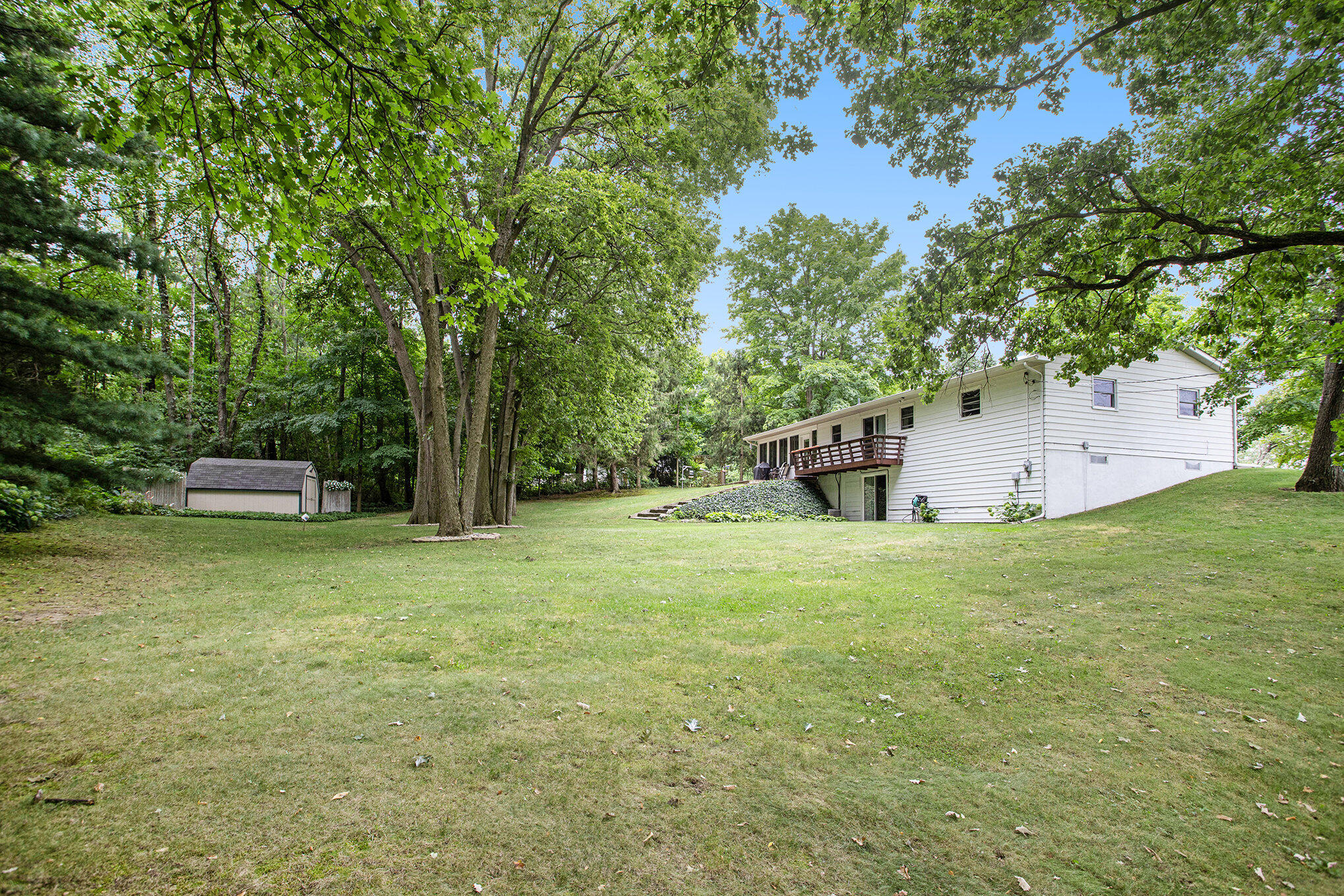 Comstock Charter Township, Michigan 49053, United States, 3 Bedrooms Bedrooms, ,2 BathroomsBathrooms,Residential,Pending,195447