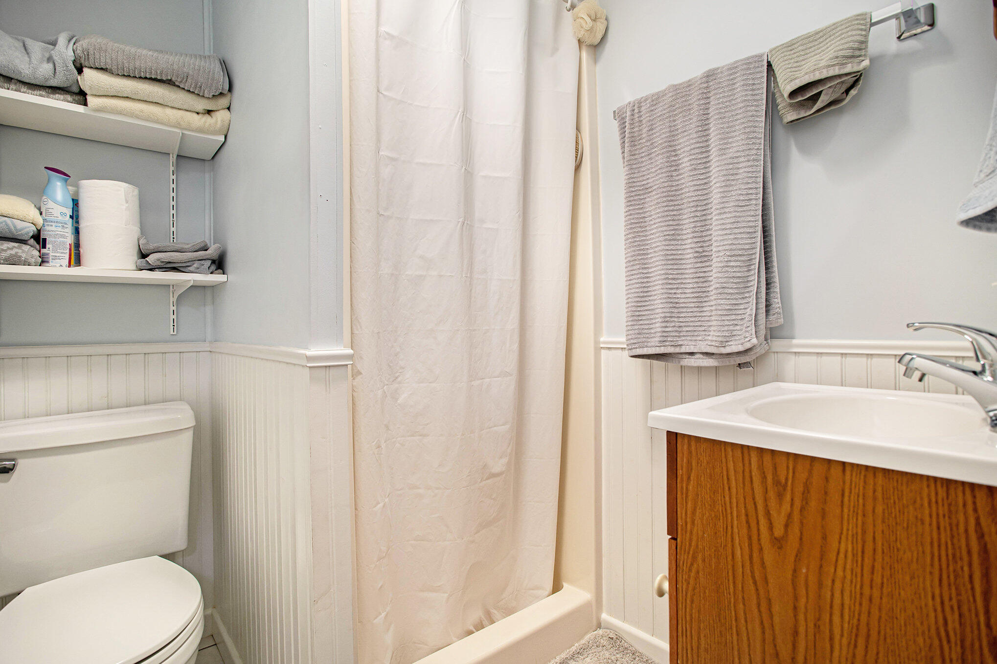 Comstock Charter Township, Michigan 49053, United States, 3 Bedrooms Bedrooms, ,2 BathroomsBathrooms,Residential,Pending,195447