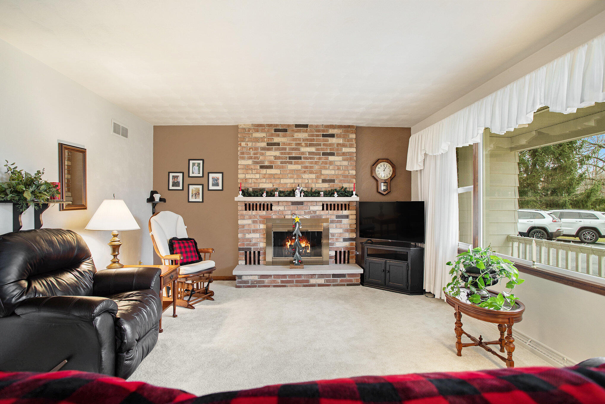 Comstock Charter Township, Michigan 49053, United States, 3 Bedrooms Bedrooms, ,2 BathroomsBathrooms,Residential,Pending,195447