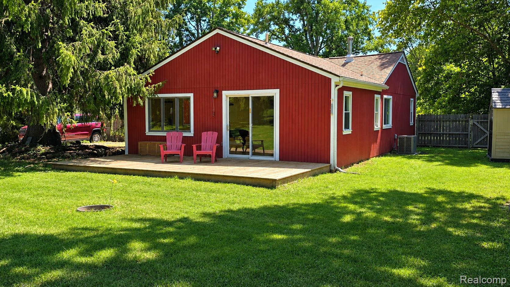 6464 Huron River Drive