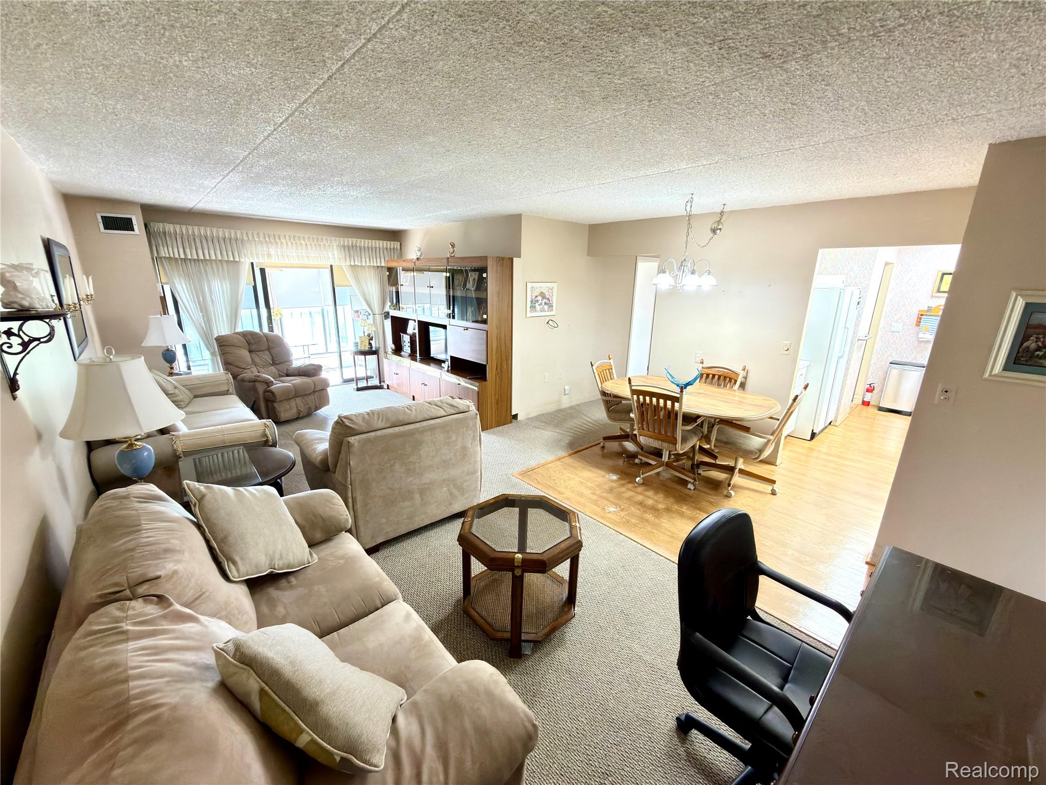 21800 Morley Ave 906