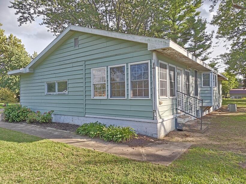 1880 W Ogden Circle